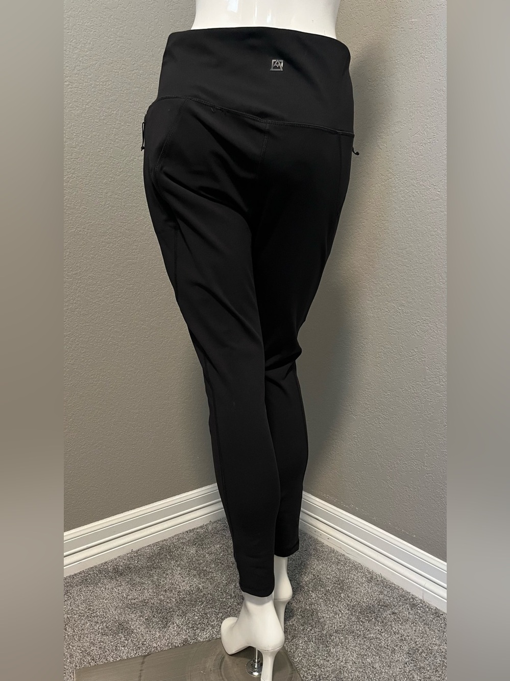Avalanche Women’s Activewear Black Soft High- Waist Leggings Size XL - Picture 5 of 13